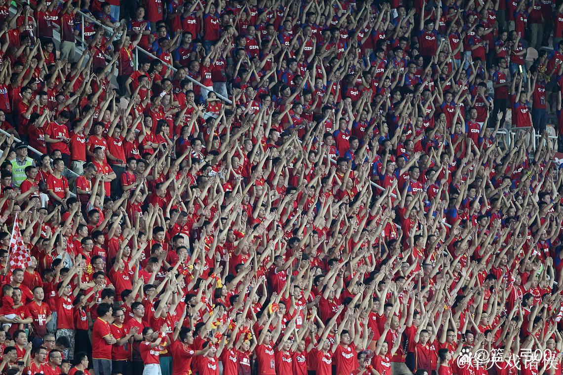 曼联削减残障球迷团体预算半数,却豪掷资金购买球员 曼联削减残障球迷团体预算半数,却豪掷资金购买球员