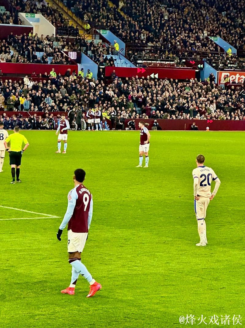 曼城维拉连胜紧逼阿森纳 利物浦切尔西曼联抢四激烈 曼城维拉连胜紧逼阿森纳 利物浦切尔西曼联抢四激烈